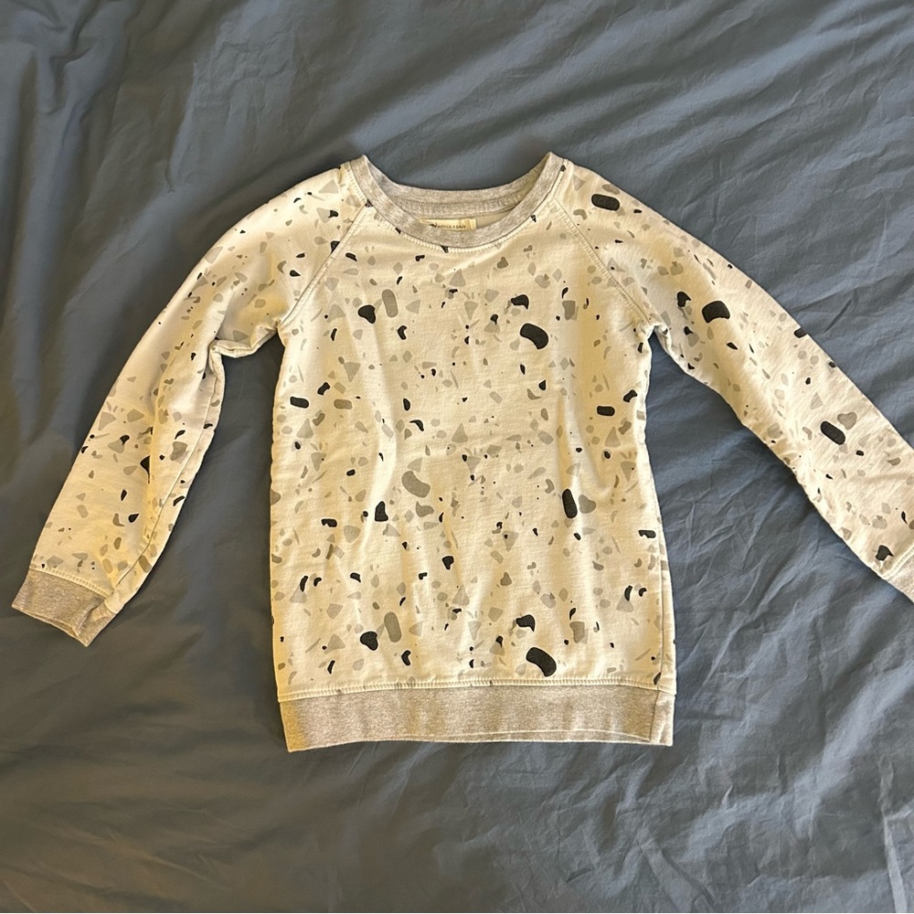 3/15❤️sweat shirt from Monica and Andy